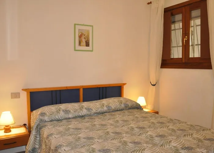 Gemuetliche Fuer 4 Personen By Interhome
